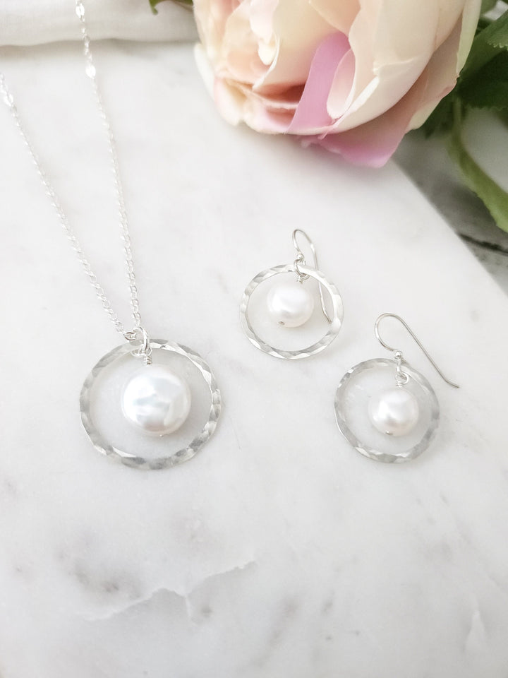 Full Circle Coin Pearl Set in Silver