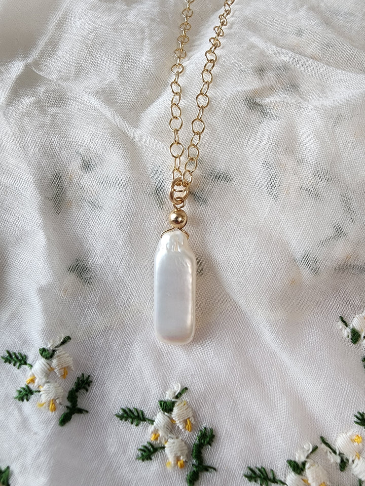 Pearl Baguette Necklace