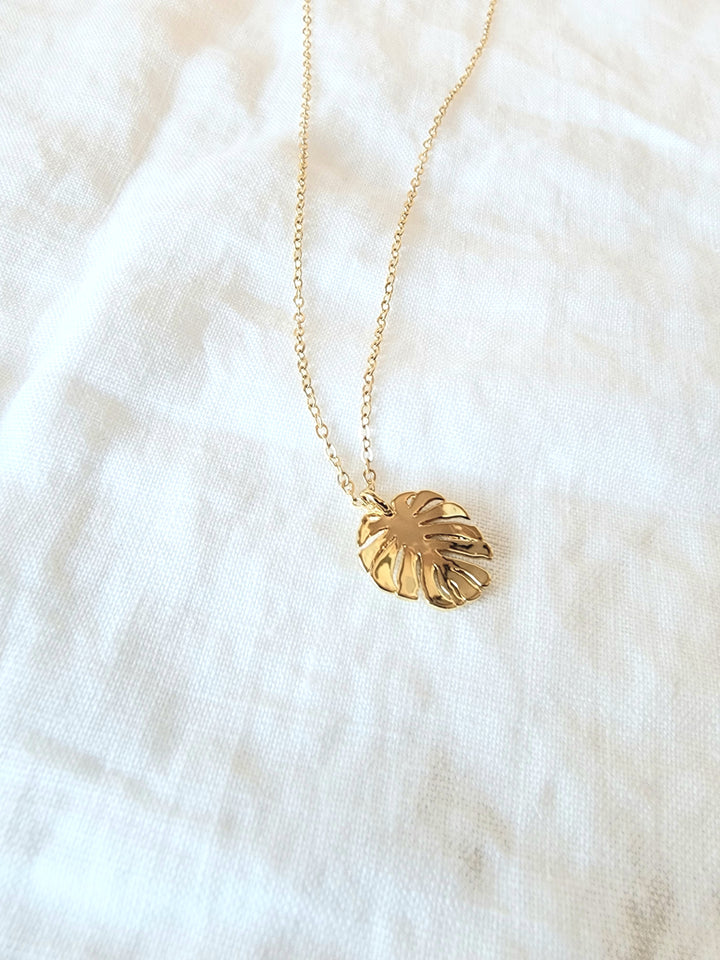 Monstera Necklace