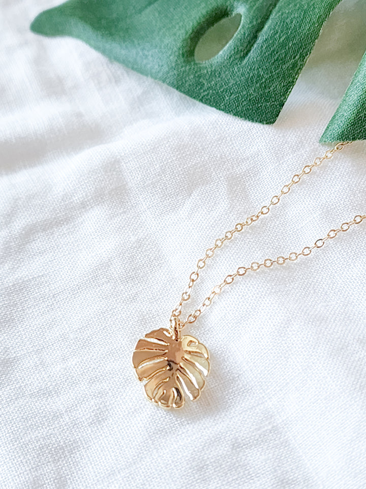 Monstera Necklace