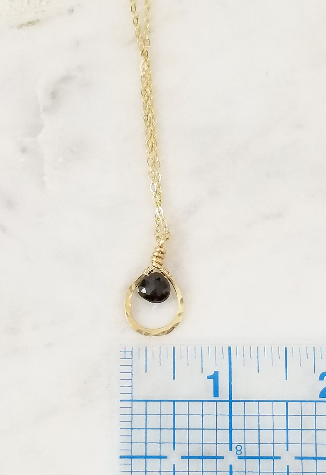 Dewdrop Spinel Necklace in Gold