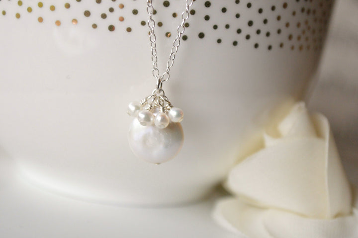 White Coin Pearl & Chain Necklace